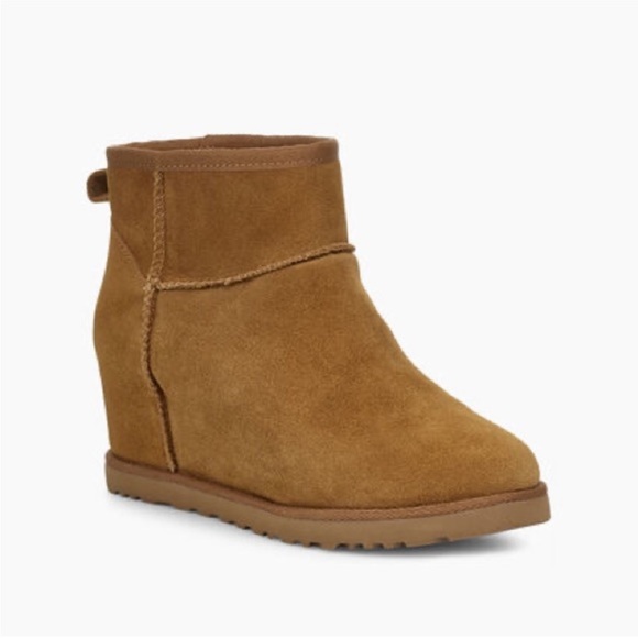 ugg classic mini noire